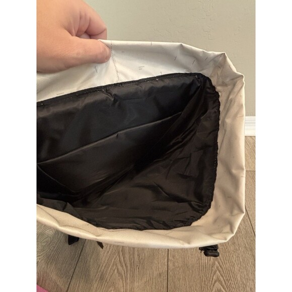 Ogio XIX 20 Backpack White Creme Digital Print NWT - Picture 5 of 8